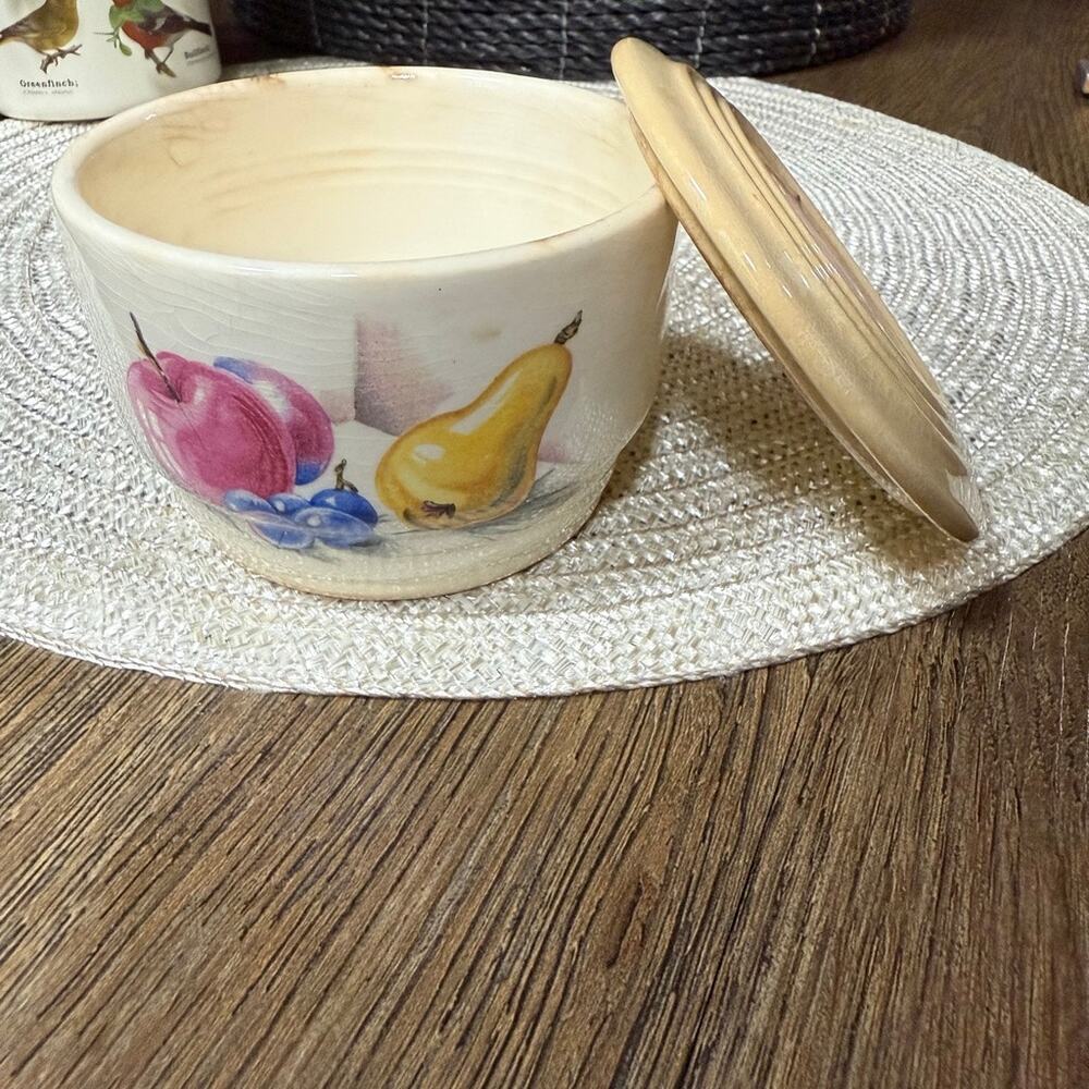 Vtg KNOWLES UTILITY WARE Fruit Lidded Refrigerator Bowl 40-12 USA Dmg READ - Picture 2 of 11